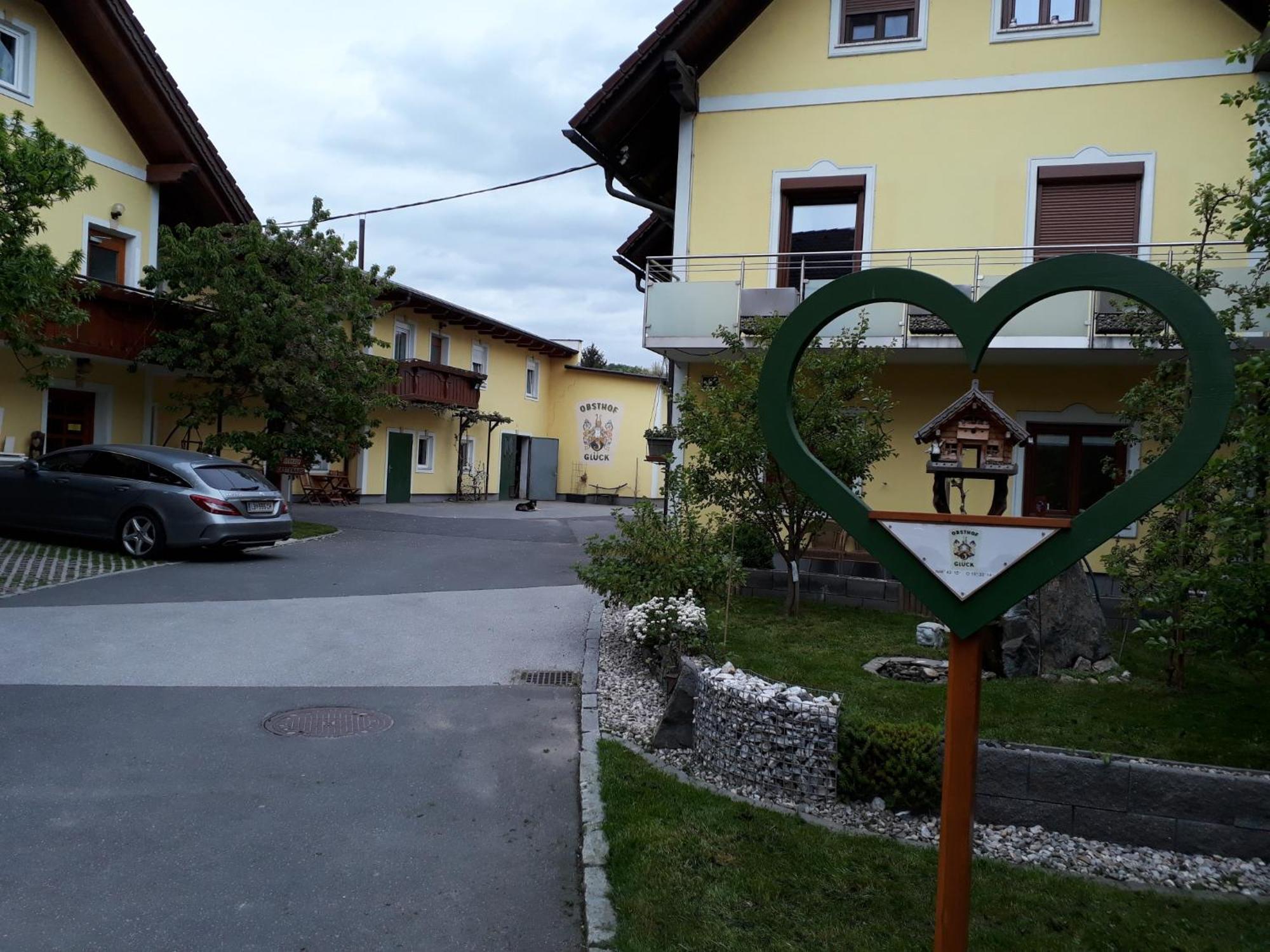 Bed and Breakfast Obsthof Glueck Gamlitz Esterno foto
