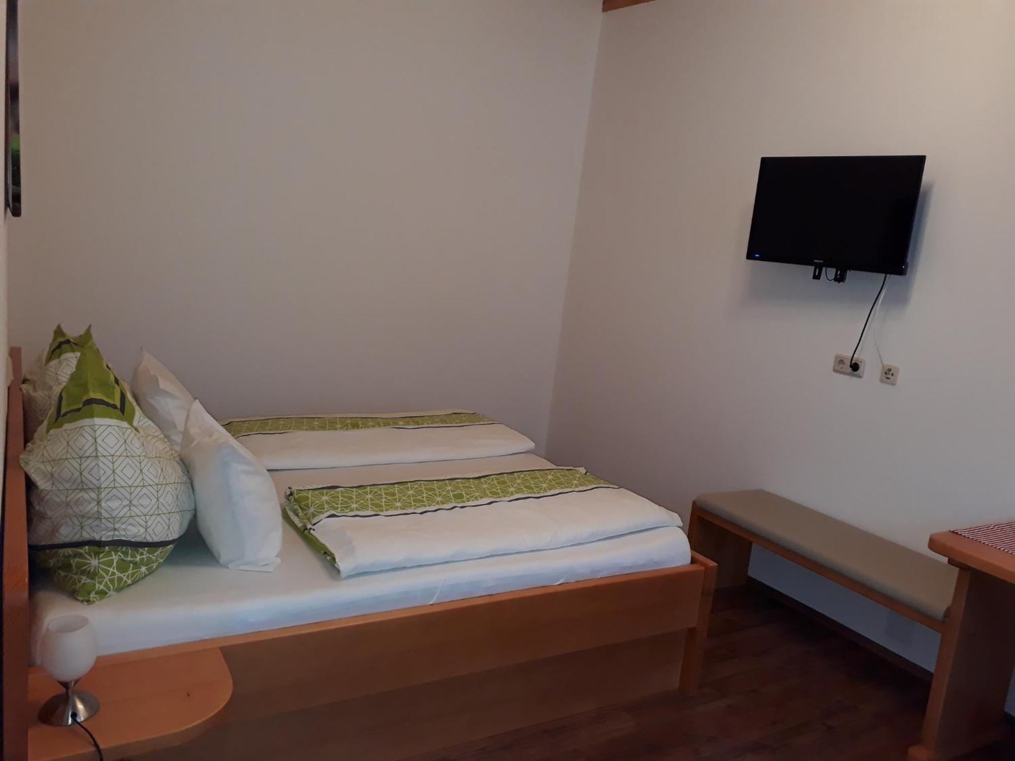 Bed and Breakfast Obsthof Glueck Gamlitz Esterno foto